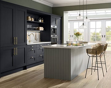 Classic Style Wilton Fitted kitchen image Pictured in Oakgrain Navy Blue and Dust Grey