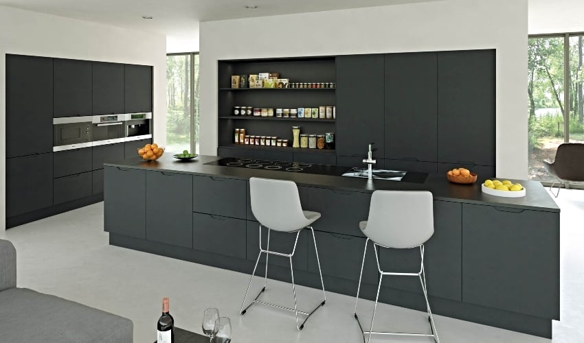 Integra Style Fitted Kitchen Image