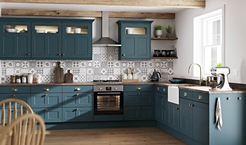 Image of a Traditional Style Stratford Kitchen