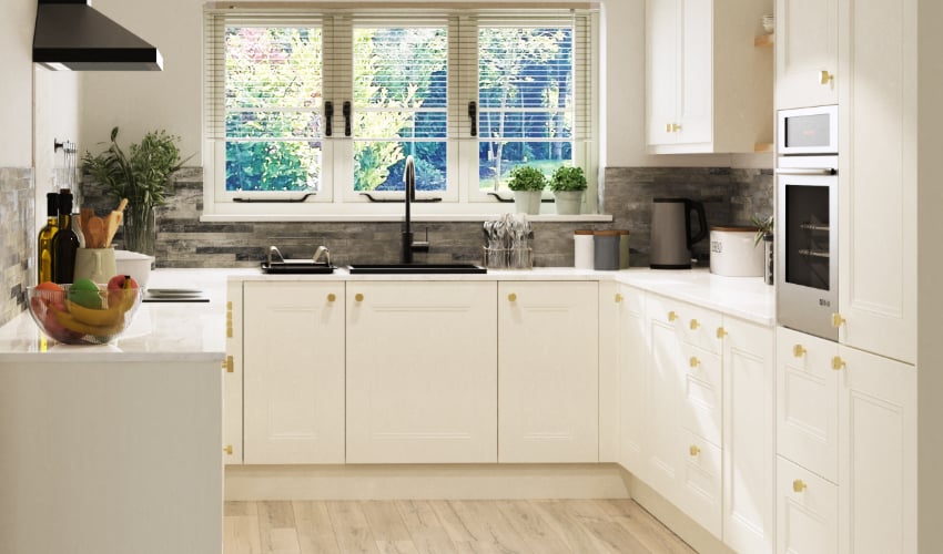 Pictured in Paint Flow Matt White