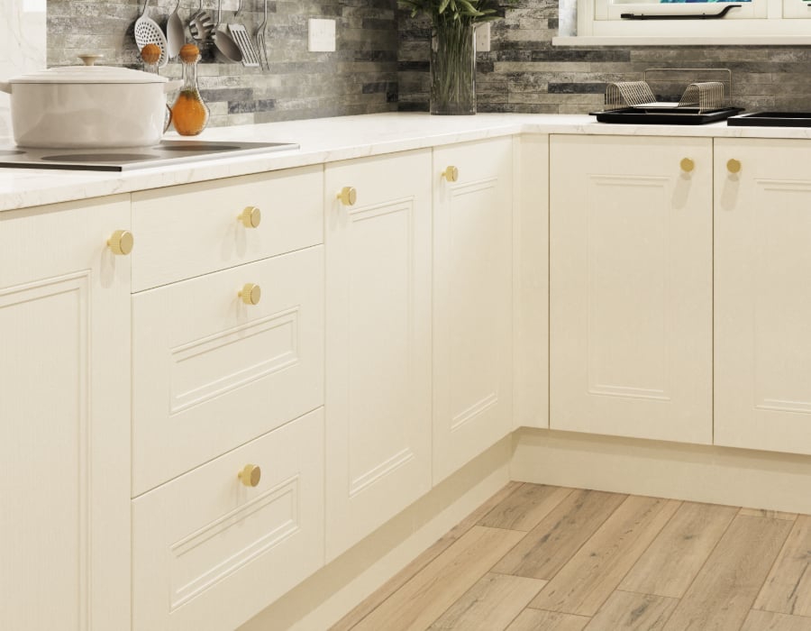 Pictured in Paint Flow Matt White