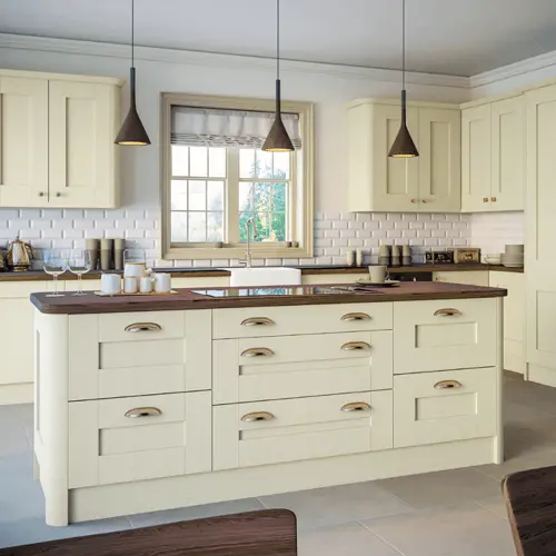 Image of a Classic Style Shaker Kitchen