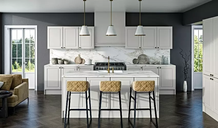 Tradtional Ashford style kitchen image