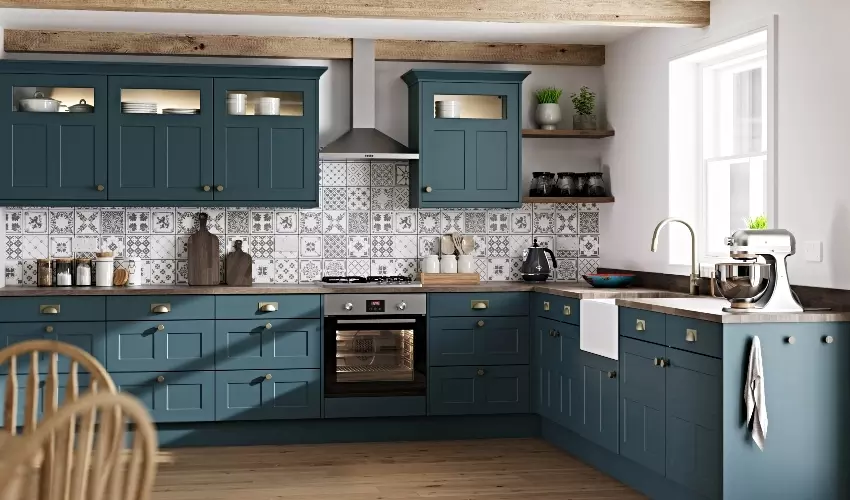 Image of a Traditional Style Stratford Kitchen