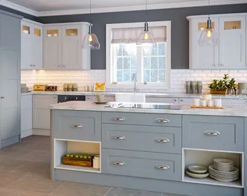 Image of a classic style Aldridge Kitchen