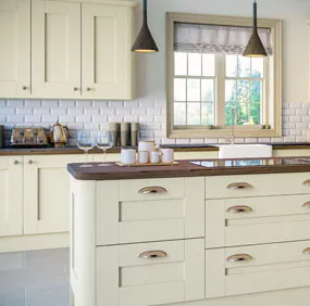 Image of a Classic Style Shaker Kitchen