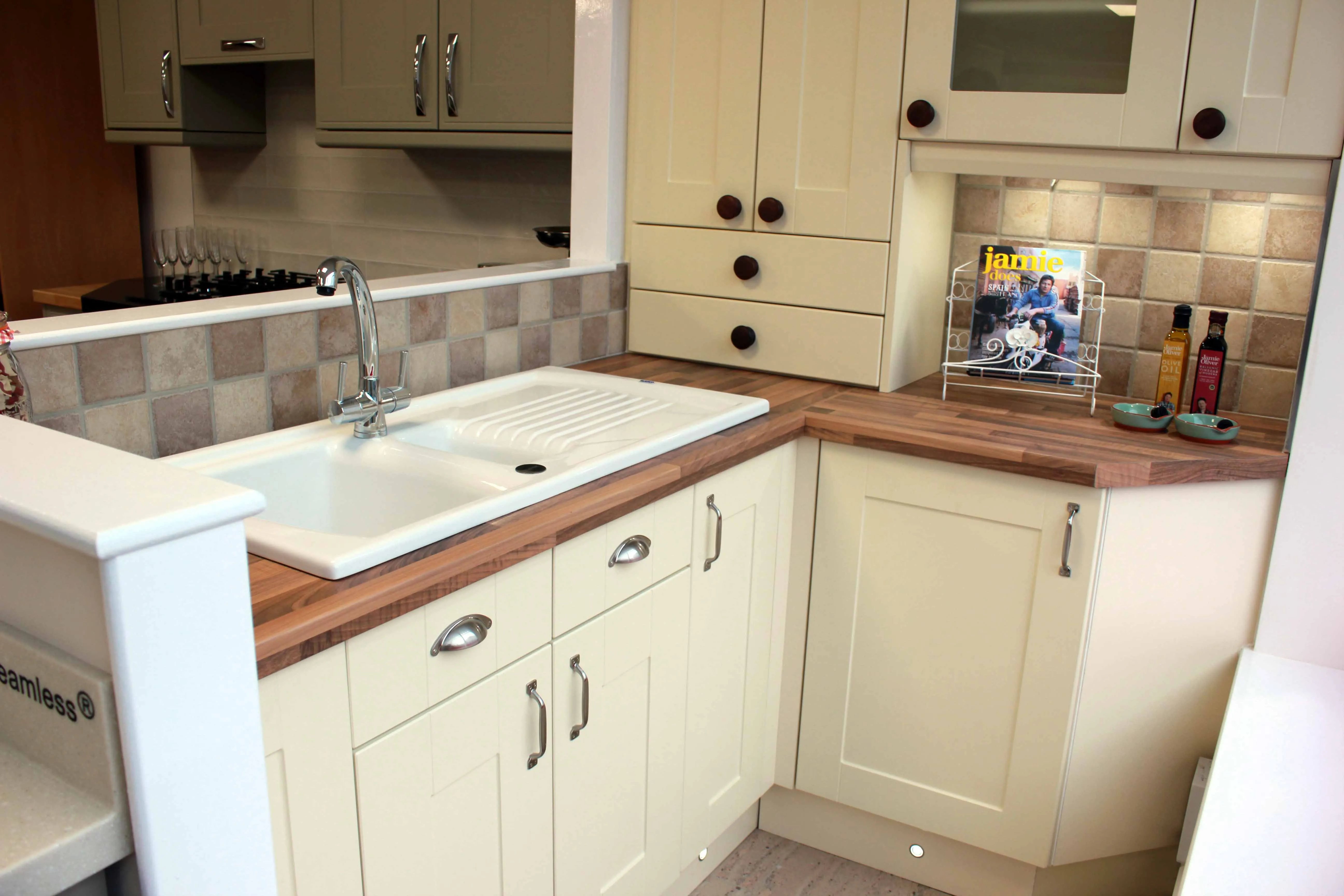 Dream Doors East Herts - Kitchen Showroom 