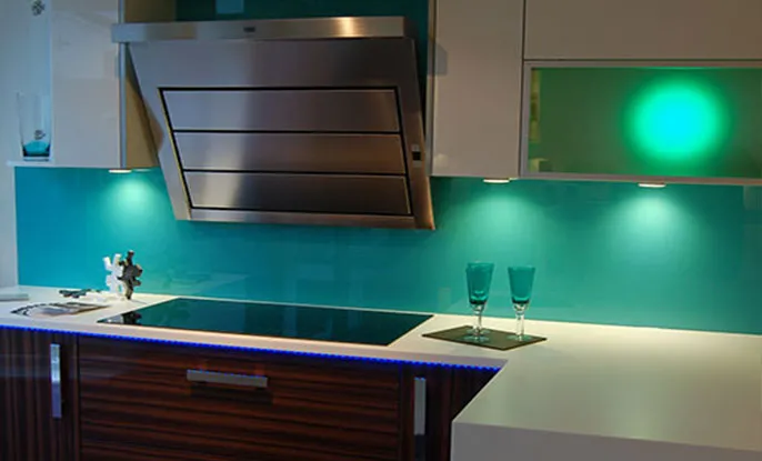 Glass splashback - kitchen designs
